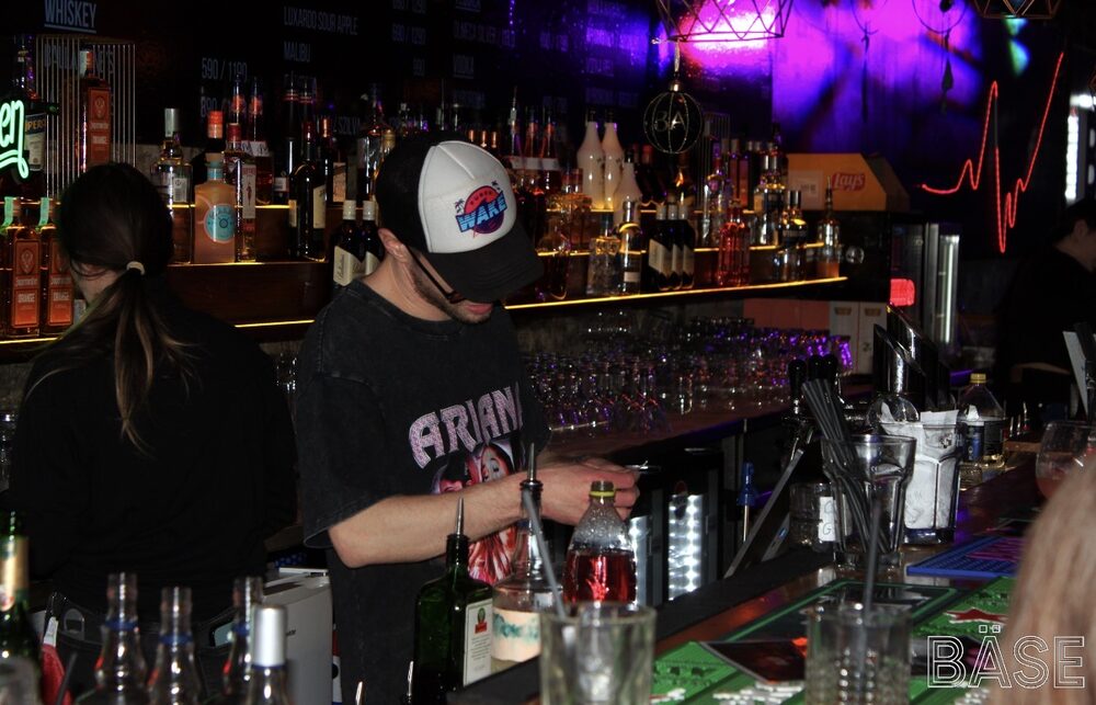 BÄSE Bar bartender